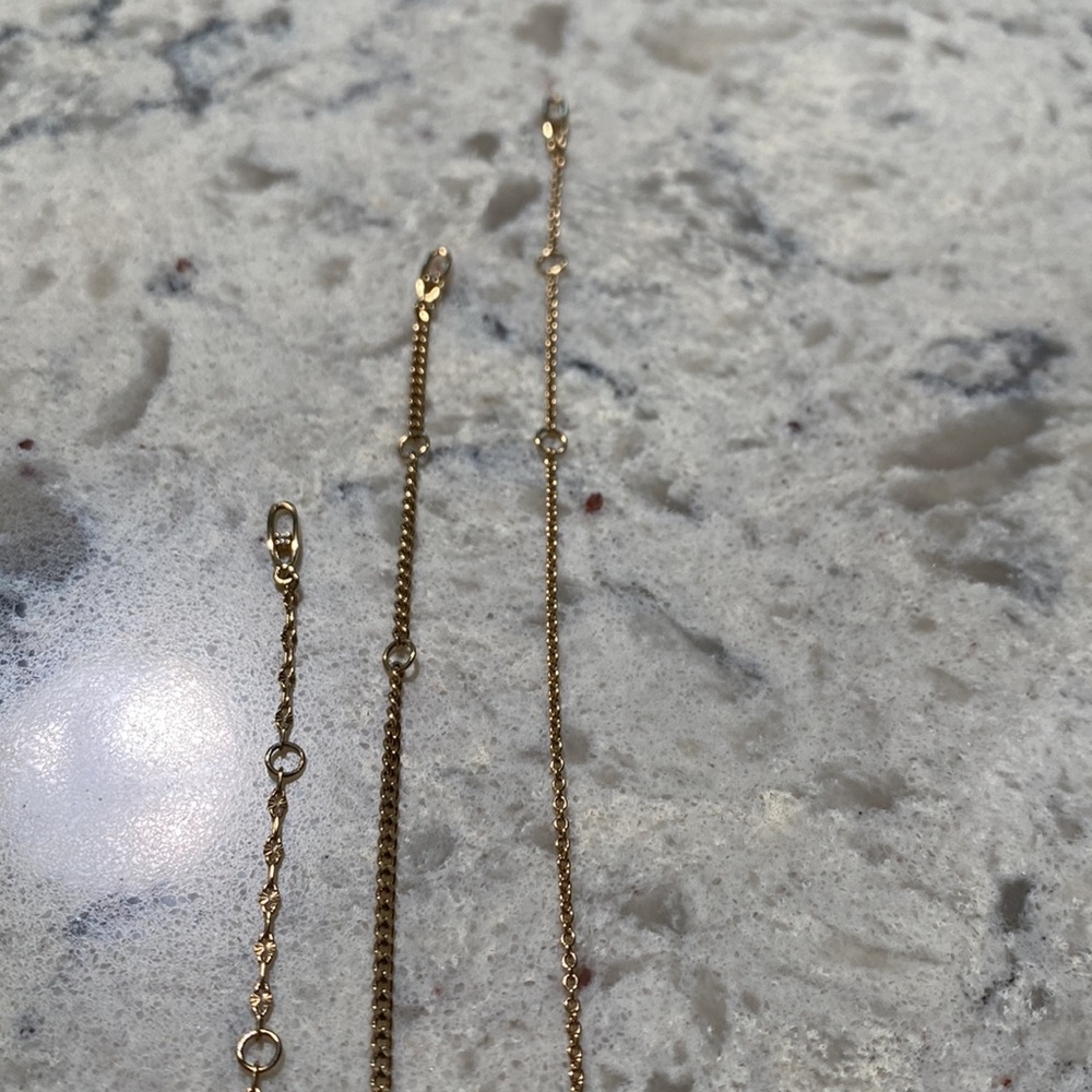 Kendra Scott gold triple layering chains. - Picture 8 of 13